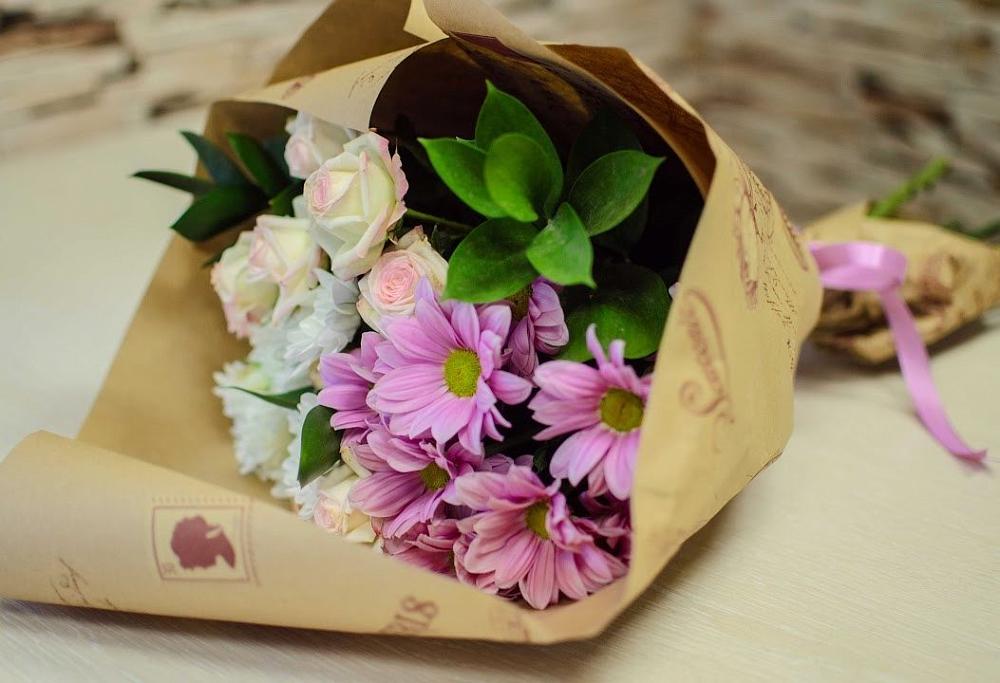 Букет цветов из: Розы и Хризантемы в Камышлове Свердловская область