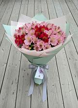 Букет цветов из:  Альстромерии #REPLACE_PRED# Камышлове Свердловская область