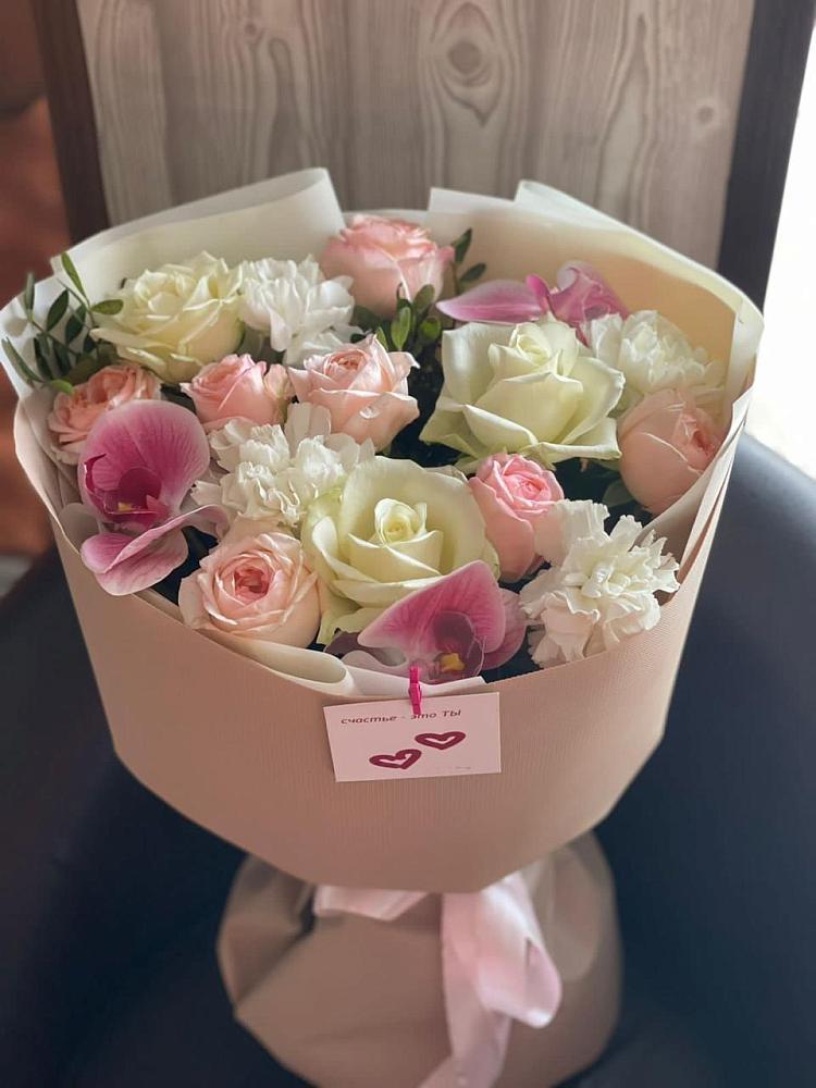 Букет цветов из: Орхидеи, Розы и Гвоздики в Камышлове Свердловская область