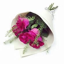 Букет цветов из:  Розы в Камышлове Свердловская область