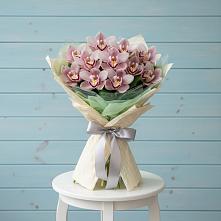 Букет цветов из:  Орхидеи и Розы в Камышлове Свердловская область