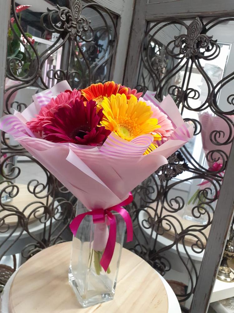 Букет цветов из: Герберы в Камышлове Свердловская область