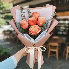 Букет цветов из:  Розы в Камышлове Свердловская область