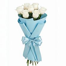 Букет 7 белых роз Проуд в Камышлове Свердловская область