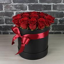 Цветочная композиция из Розы в шляпной коробке в Камышлове Свердловская область