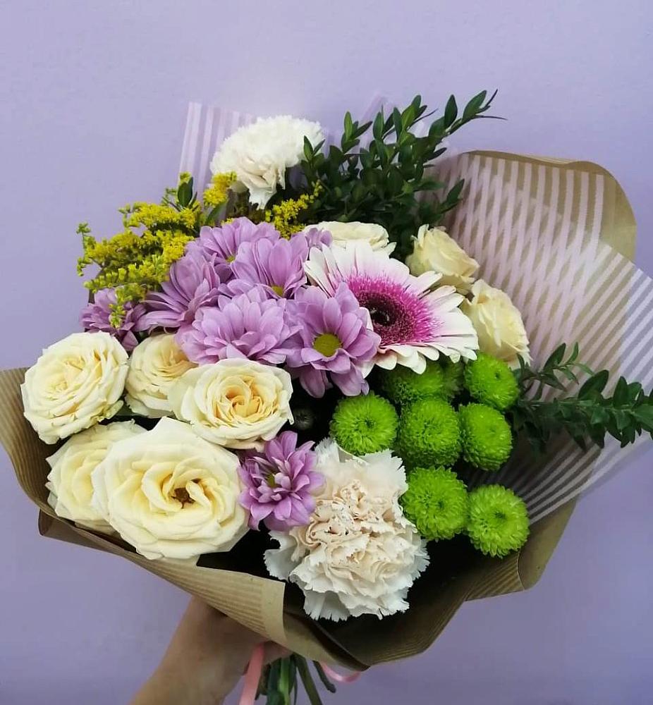 Букет цветов из: Хризантемы, Розы, Гвоздики и Герберы в Камышлове Свердловская область