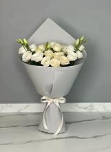 Букет цветов из:  Розы и Лизиантусы в Камышлове Свердловская область